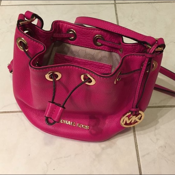 Michael Kors Jules Crossbody