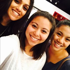 Meet your Posher, Alicia