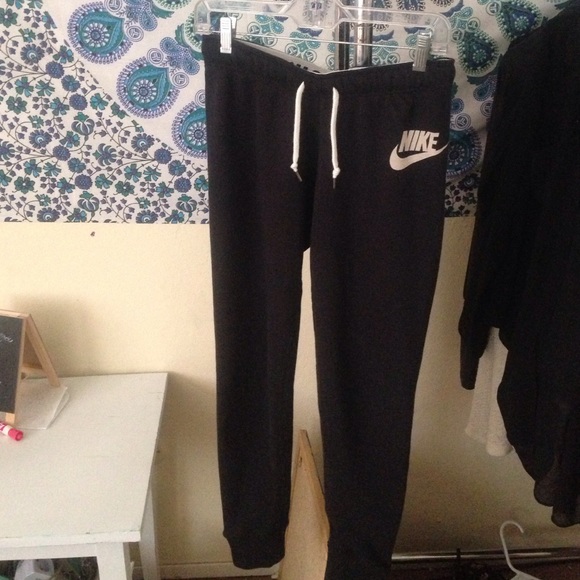 Nike Joggers ✔️