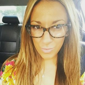 Meet your Posher, Aimee