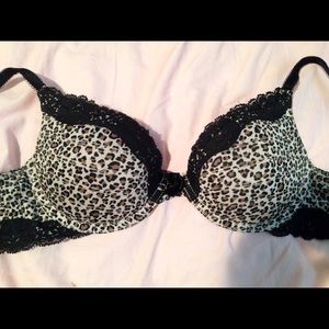 Sexy leopard print bra!
