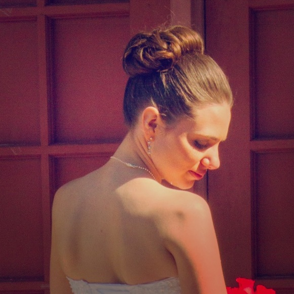 Meet your Posher, Bridget - Picture 1 of 1