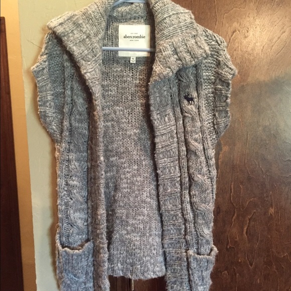 Abercrombie & Fitch cardigan
