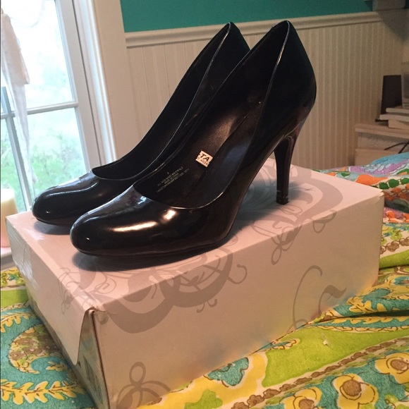 Black heels