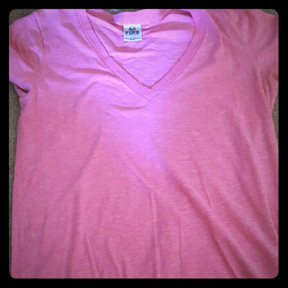 Pink tees - Picture 1 of 1