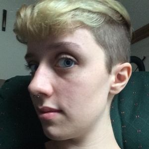 Meet your Posher, Quinn