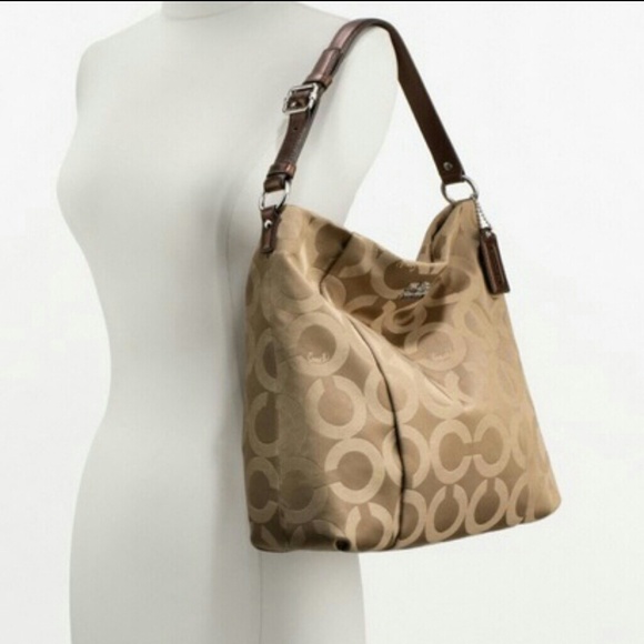 Coach Isabelle Hobo bag