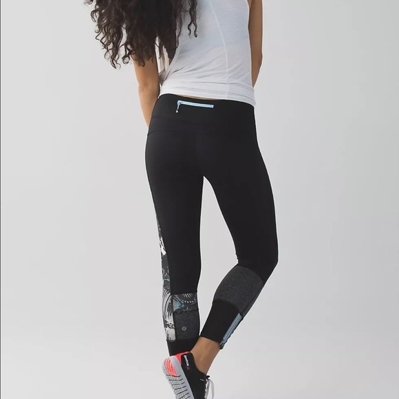 lululemon run the world tights - Picture 3 of 3