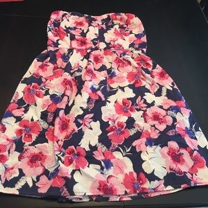 Floral strapless dress Size L