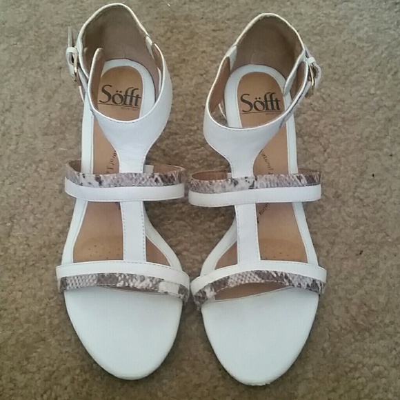 Sofft Pippa women's wedge