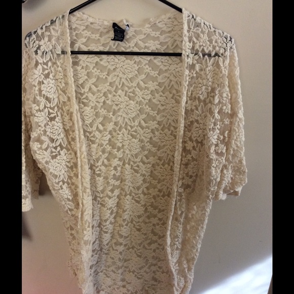 Beige lace cardigan/kimono