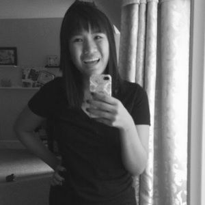 Meet your Posher, Mia