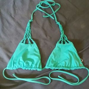 @jazzy898 Billabong bikini top