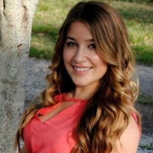 Meet your Posher, Paulina