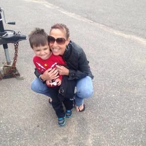 Meet your Posher, Denise