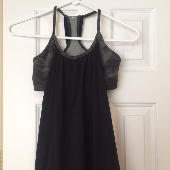 Lululemon No Limits tank in black/camo, size 4