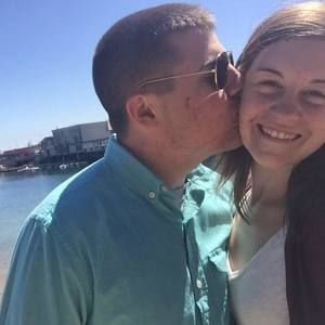 Meet your Posher, Leslie