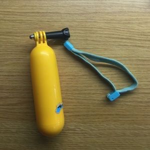 Selling a GoPro floater handle.Also a GoPro handle