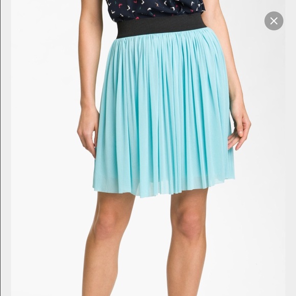 Vince Camuto Light Blue Circle Skirt small