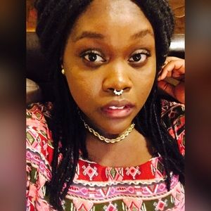 Meet your Posher, Alisha