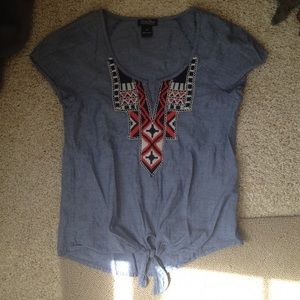 Lucky Brand XS chambray tie-top with embroidery