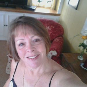 Meet your Posher, Suzanne