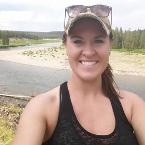 Meet your Posher, Alicia
