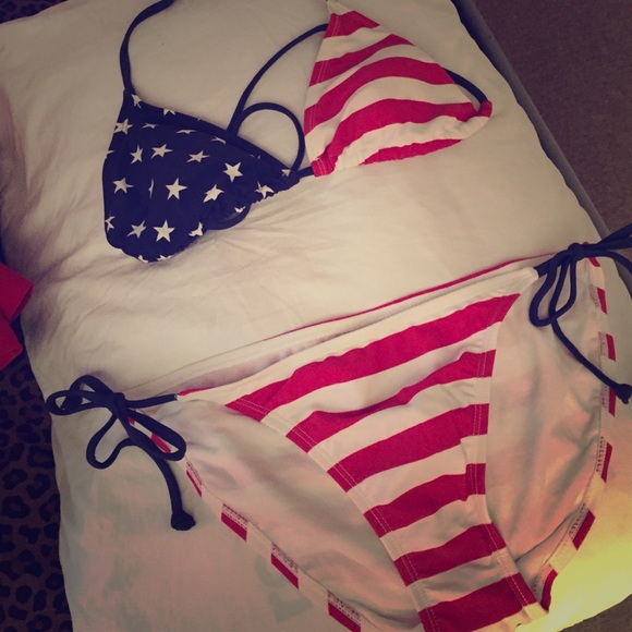 Bathing suit