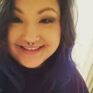 Meet your Posher, Lina