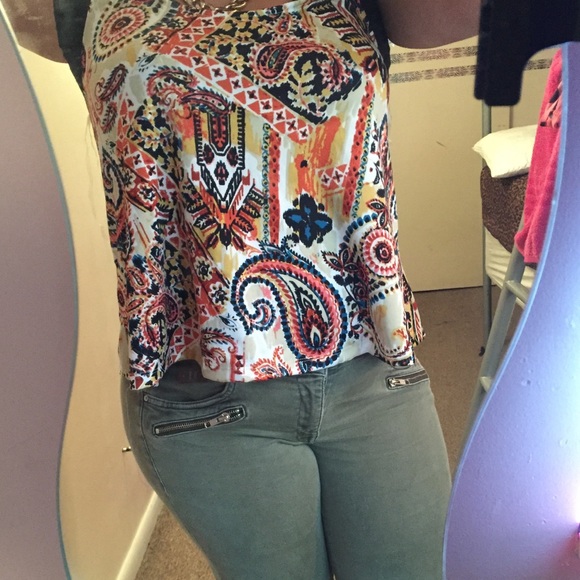 Multicolor Blouse - Picture 3 of 3