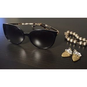 Kate Spade sunglasses 😎