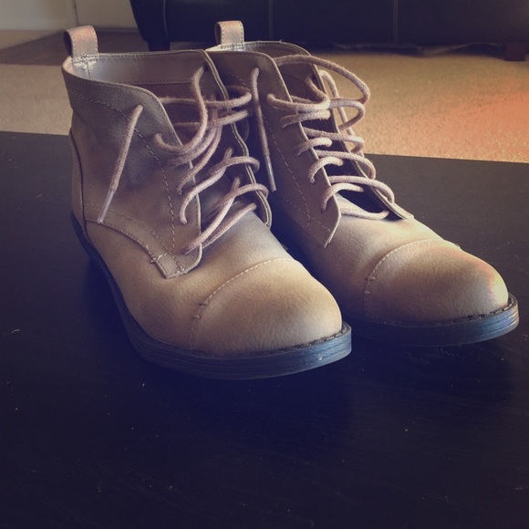 Ankle booties