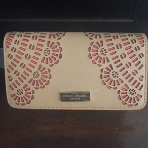 Henri Bendel phone wallet