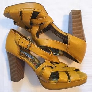 Mustard Heels