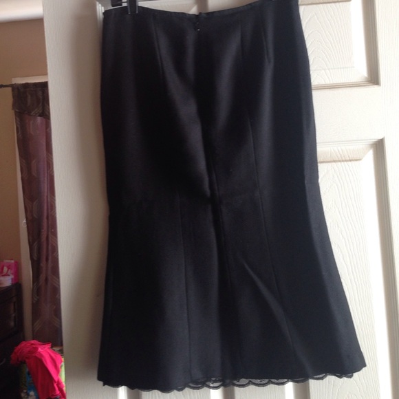 And yet another never before worn very nice skirt - Picture 2 of 4