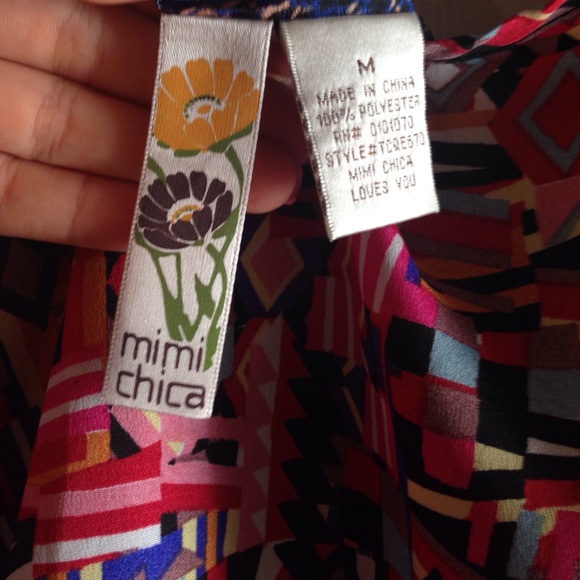 Another favorite blouse up for grabs ;) - Picture 3 of 3