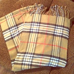 Classic plaid scarf