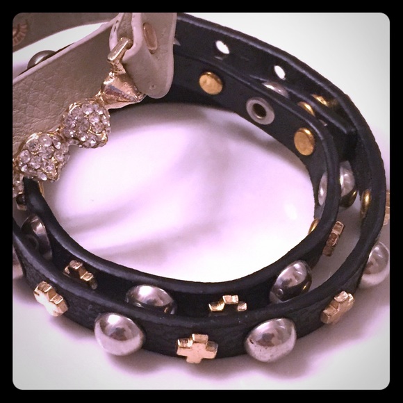 Leather bracelet
