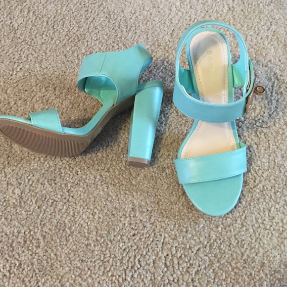 Bamboo mint heels