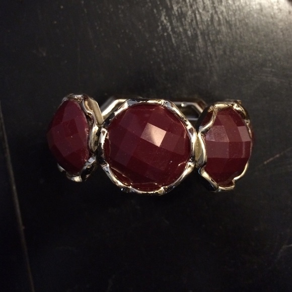 Stretchy maroon and gold bracelet