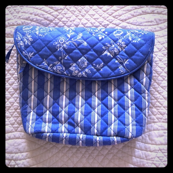 Makeup bag-quilted