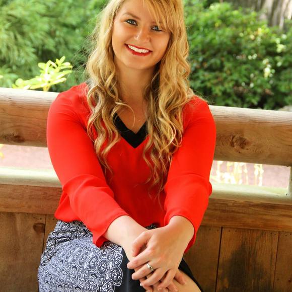 Meet your Posher, Fallon - Picture 1 of 1