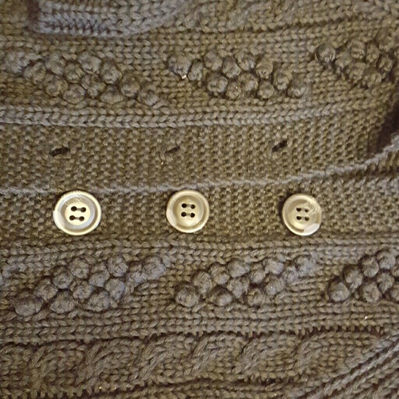 Sweater - Picture 3 of 3