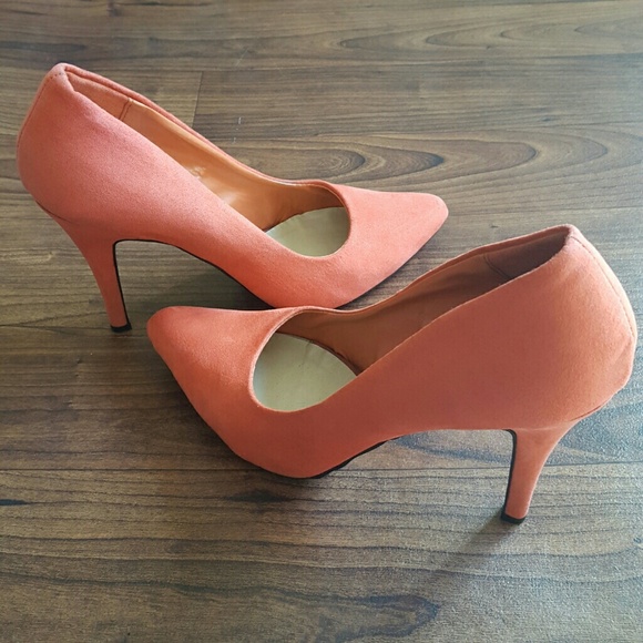 Shoes - Coral Suede Pumps