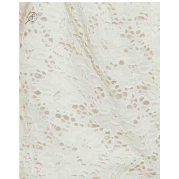 Lace romper with bow - Picture 3 of 4