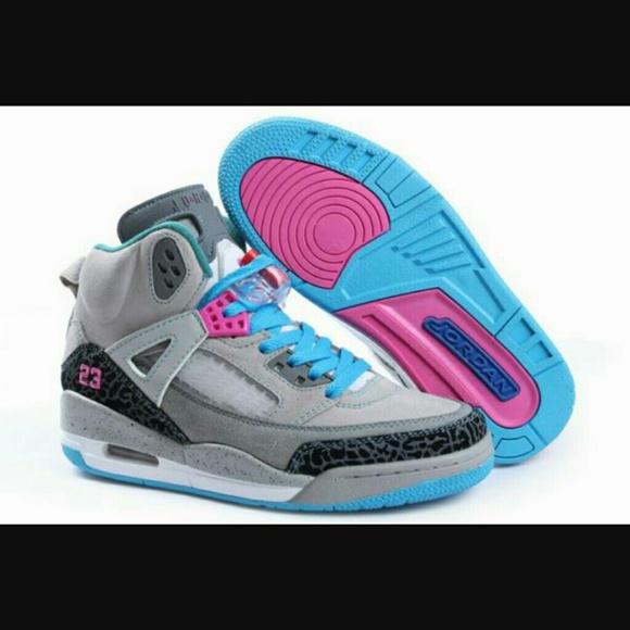ISO not selling looking for Jordan women shoes