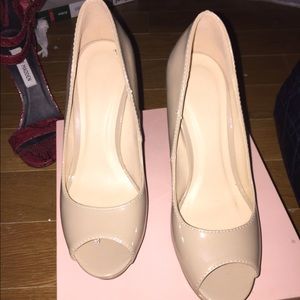 Nude Wild Diva size 6 on sale!!!!!!