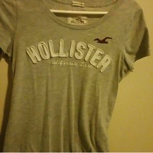 Hollister t shirt