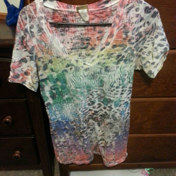 Cute animal print tee!