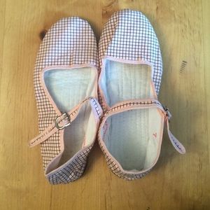 urban outfitter Mary-Janes